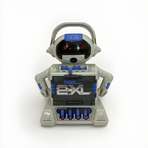 Retro Tiger 2-XL Talking Robot Cassette Player Vintage 1992 With Tape - Picture 1 of 10
